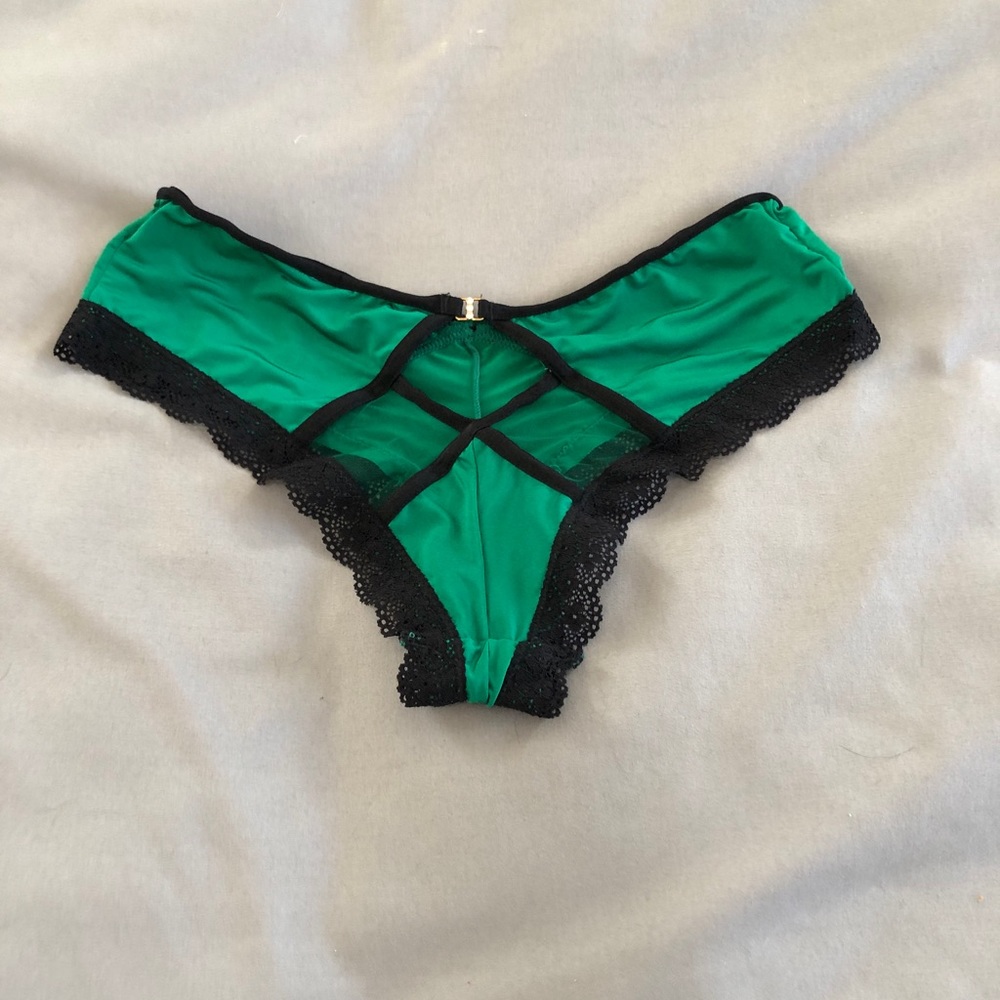 Victoria’s Secret Cheeky Very Sexy Panties